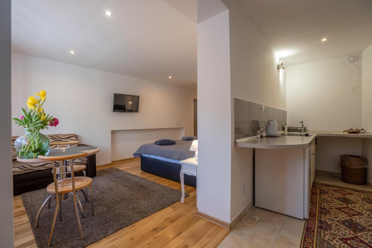Stanica Gorska Apartment ชกลาร์สกา ปอเรมบา ภายนอก รูปภาพ